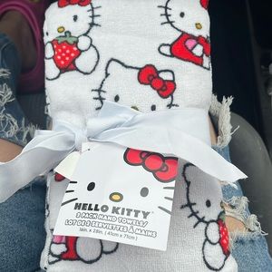Hello Kitty Sanrio 2 Pack Hand Towels 16in. X 28in.
